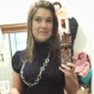 Meet your Posher, Kimberly